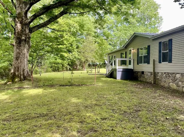 1742 Moccasin Creek Rd, Waynesboro, TN 38485