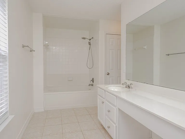 6410 Nottoway Ct — Photo 22