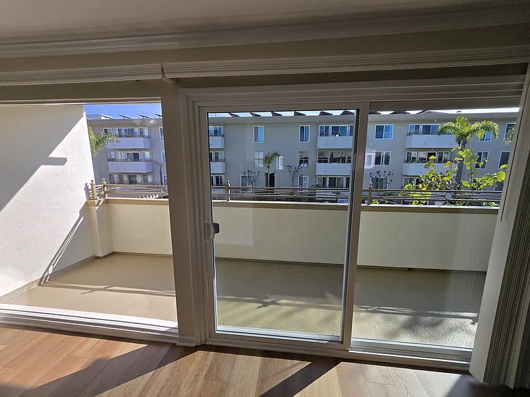 Laguna del Rey Apartments — Photo 68