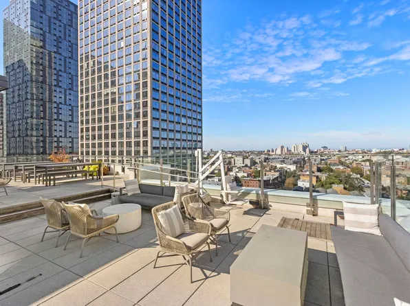 160 1st Street image 1 of 16