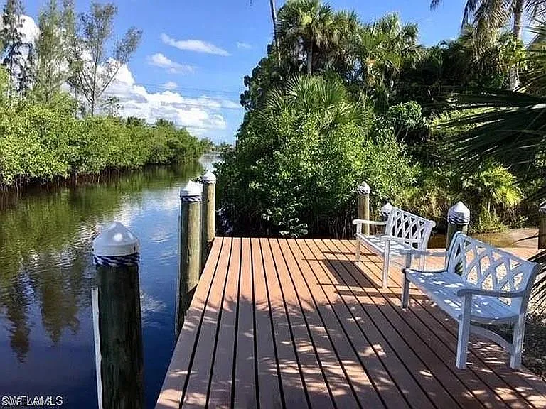 6104 Waterway Bay Dr — Photo 22