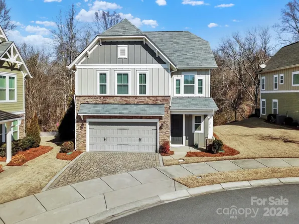 15218 Sapphire Hill Ln, Charlotte, NC 28277