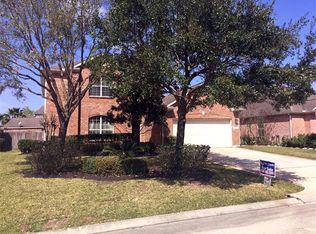 2215 Two Trail Dr, Spring, TX 77373