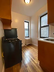 Rented by Urban Real Estate Property Group Inc