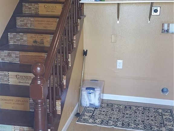 2nd image of 6723 Pacific Ave