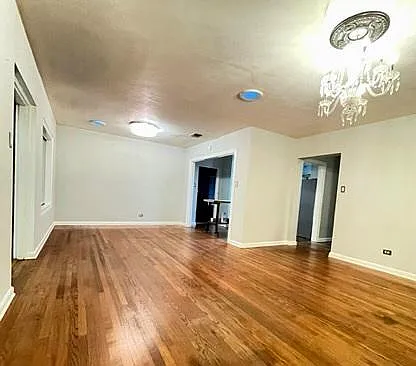 118 E Elmview Pl — Photo 9