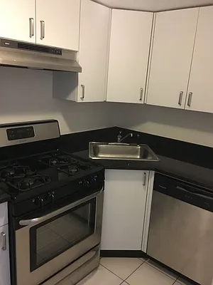 Rented by Solil Management | media 6