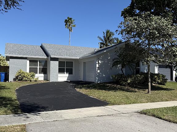 3rd image of 11771 NW 37 Street