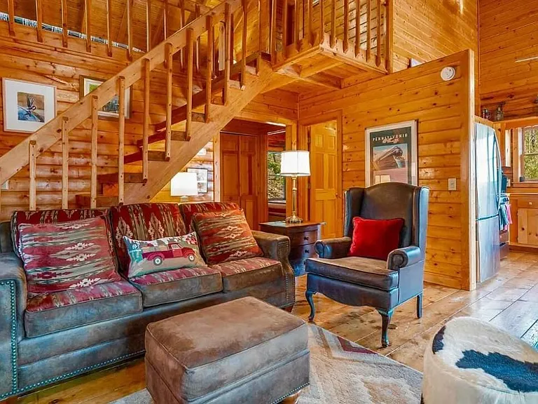 1822 Hidden Lake Dr — Photo 4