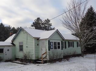 5338 Pickerel Lake Rd, Petoskey, MI 49770