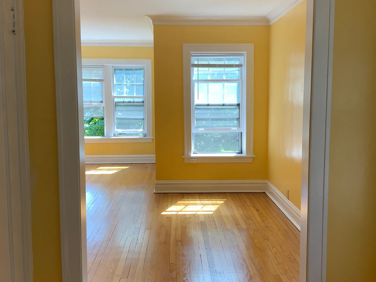 325 S Oak Park Avenue — Photo 4