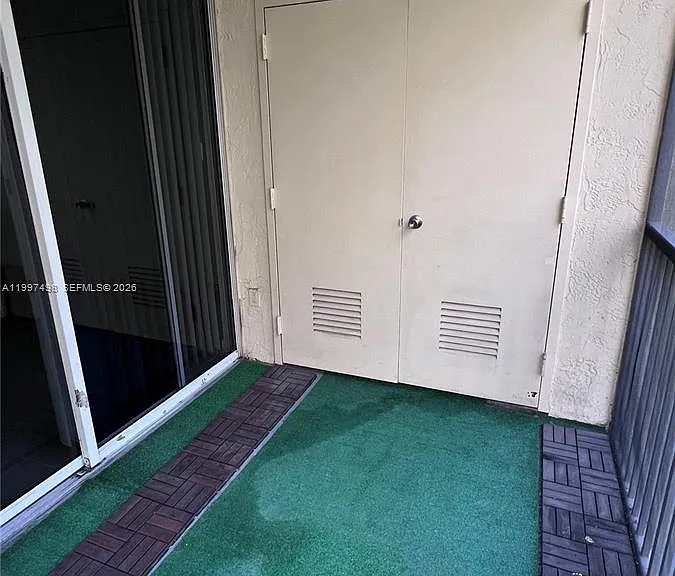 8215 Lake Dr #108 — Photo 21