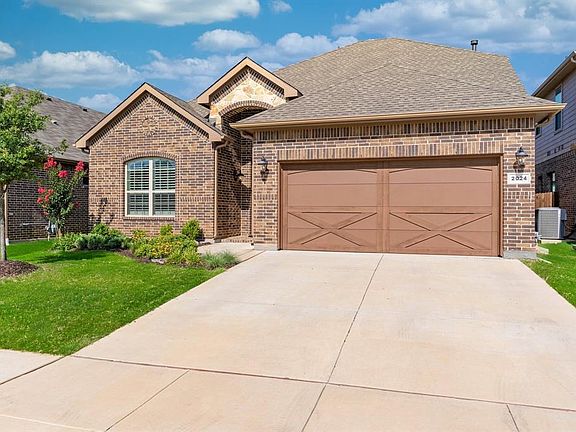 2nd image of 2024 San Marino Ln