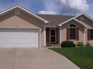 729 Brentwood Ct, Junction City, KS 66441