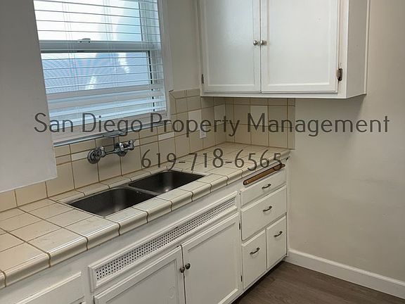 5th image of 736-46 E Ave #736