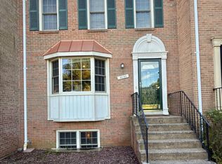 8535 Hilltop Rd, Vienna, VA 22180