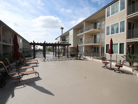 3rd image of 1021 Scott St APT 351