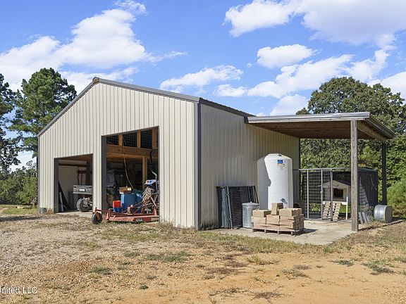 5th image of 3007 Wilkins Chapel Rd