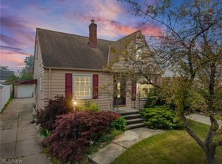 9405 Ansonia Ave, Brooklyn, OH 44144