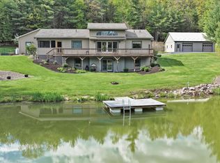 81 Stump Ln, Pine Grove, PA 17963