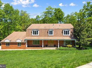 1025 Owl Ln, Cherry Hill, NJ 08003