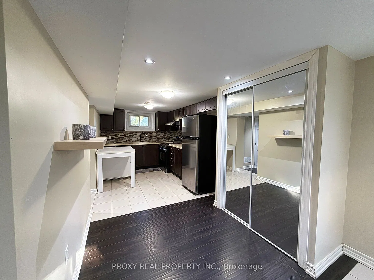 2 bed, $2,000 — Photo 4