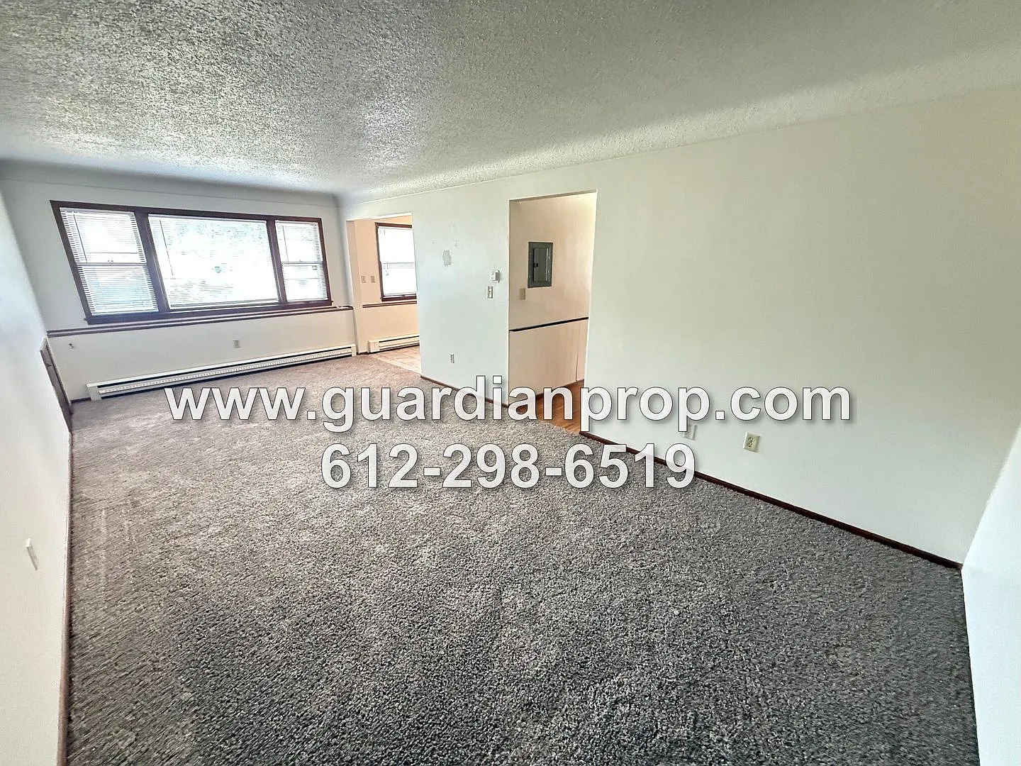 352 21st Avenue S — Photo 2