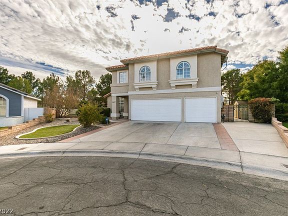 3rd image of 9437 Darwell Dr
