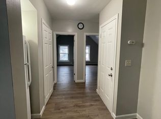 151 Farnham St FLOOR 3, Lawrence, MA 01843