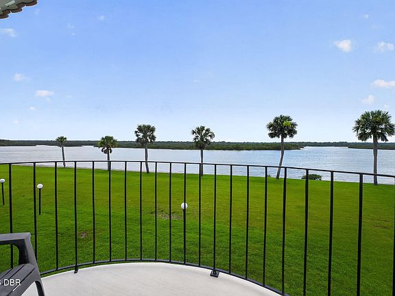 4th image of 24 Ocean Palm Dr S