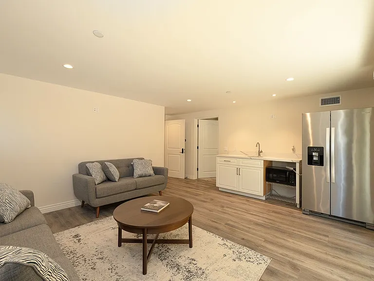 2129 Piru Ave — Photo 40