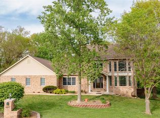 2029 Rosebrook Dr, Washington, MO 63090