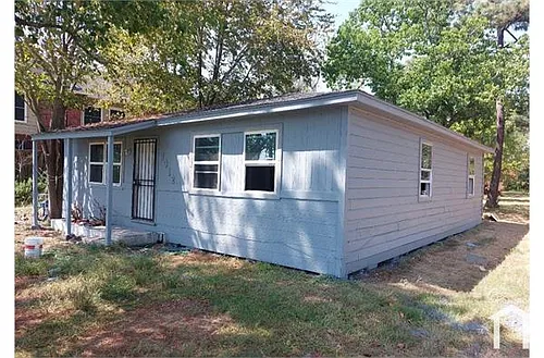 7312 Highway 6 Photo 1