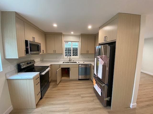 1st image of 4156 Tujunga Ave APT 3