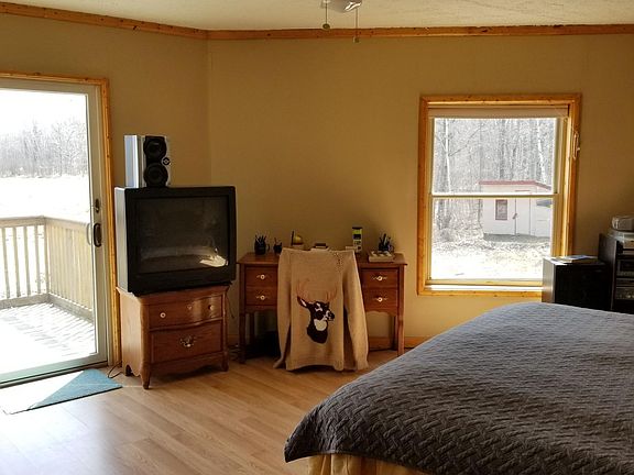 4th image of 43610 County Road 3