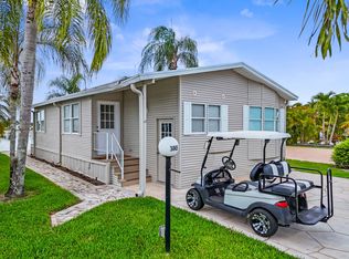 3005 Crystal Lake Dr #3005, Naples, FL 34120