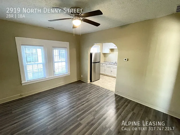 2919 N Denny St — Photo 2