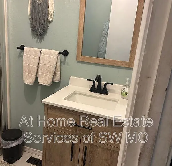 6124 S Farm Road 131 — Photo 7