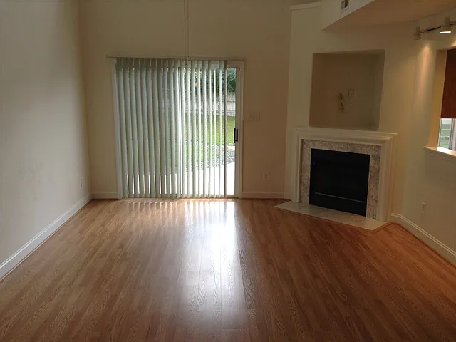 5899 Culloden Ct — Photo 4