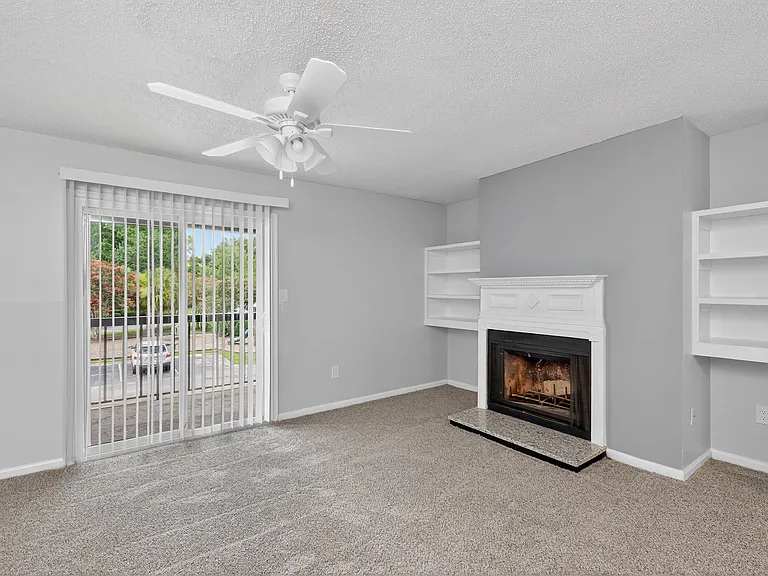 North Bluff Apartments — Photo 26