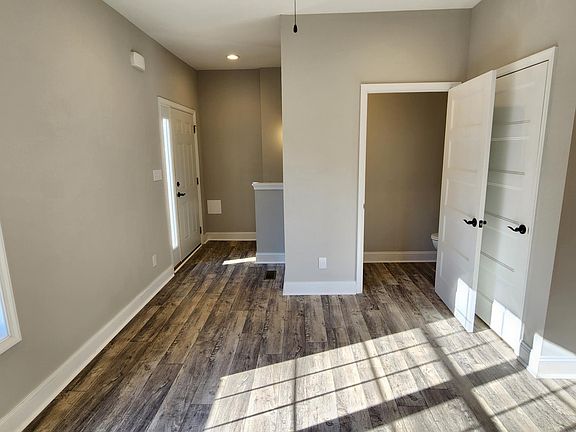 3rd image of 3008 Hill St Unit 307
