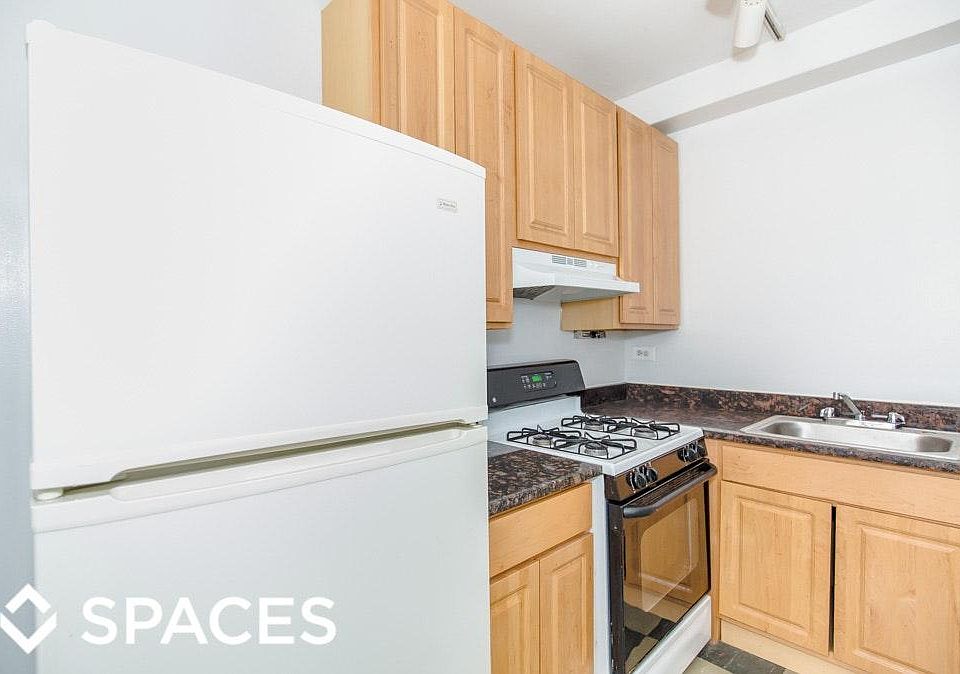 1st image of 941 W Carmen Ave #5O5