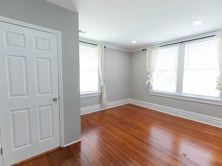 501 Steele St — Photo 16
