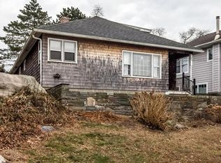 39 Middlefield St, Groton, CT 06340