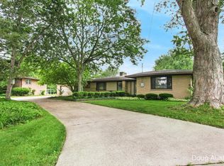 3955 N Big Spring Dr SW, Grandville, MI 49418