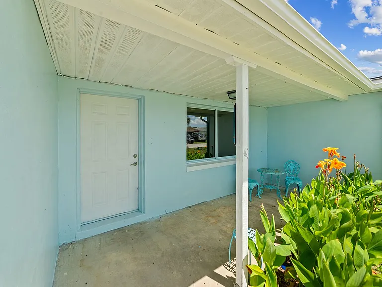 13428 Neptune Dr — Photo 5