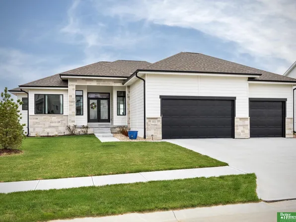 10211 S 191st St, Omaha, NE 68136