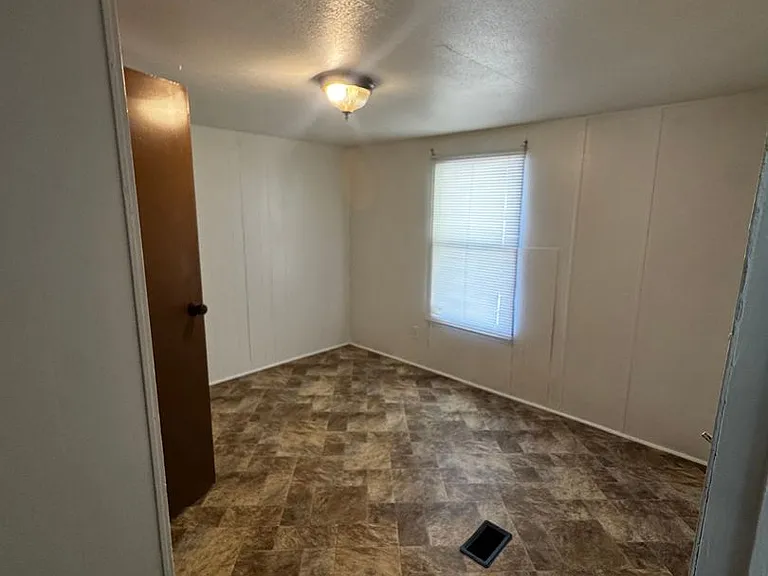 2603 Cleveland Ave — Photo 8