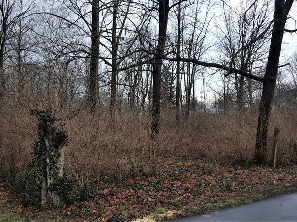 1025 E 105th St, Indianapolis, IN 46280