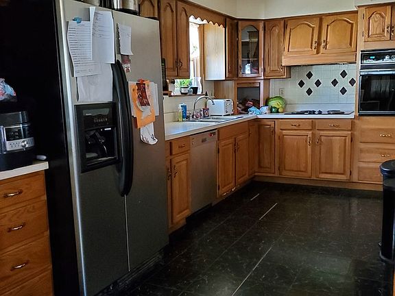 2nd image of 20 Wellsboro St